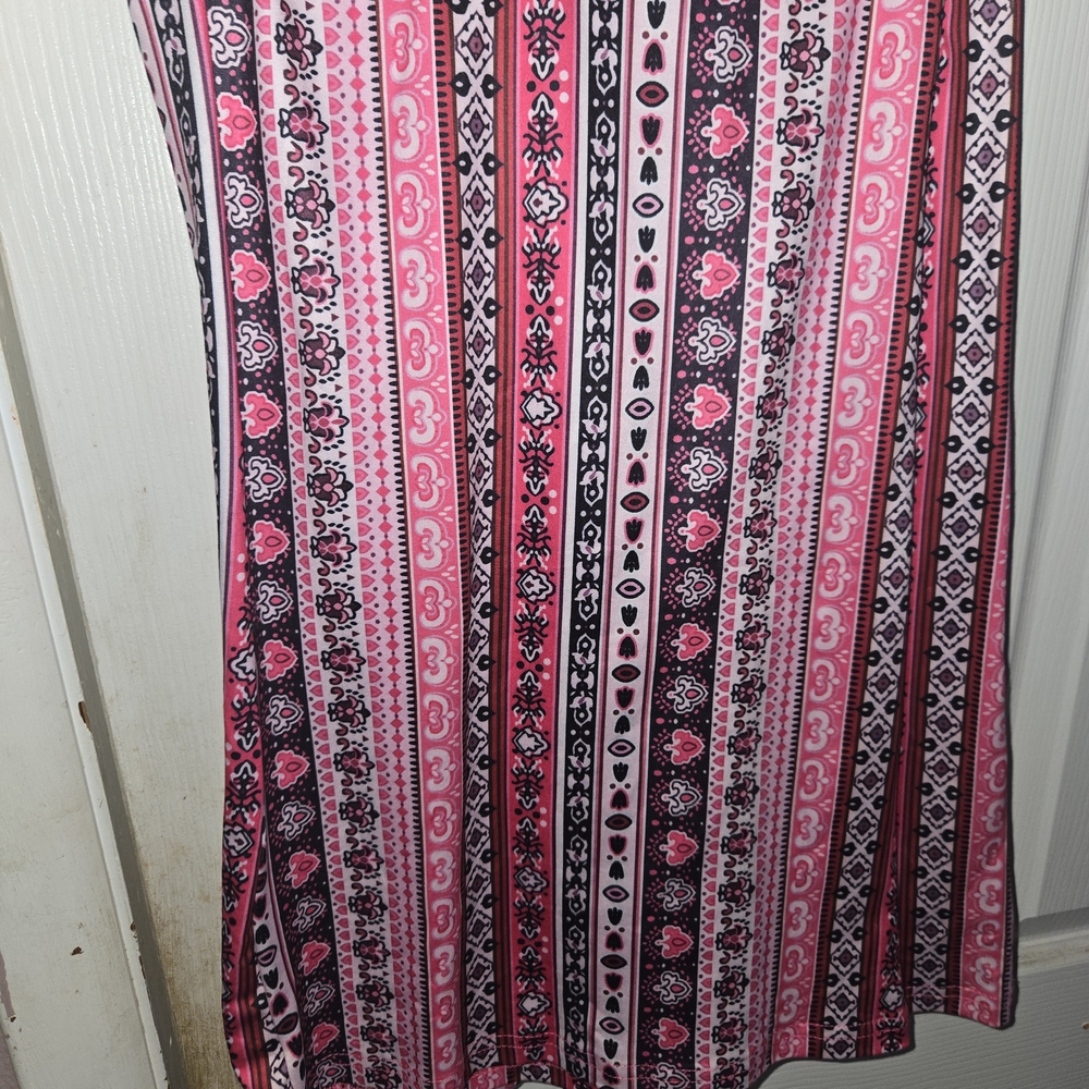 SHEIN Plus Size Pink and Black Patterned Flare Pants
